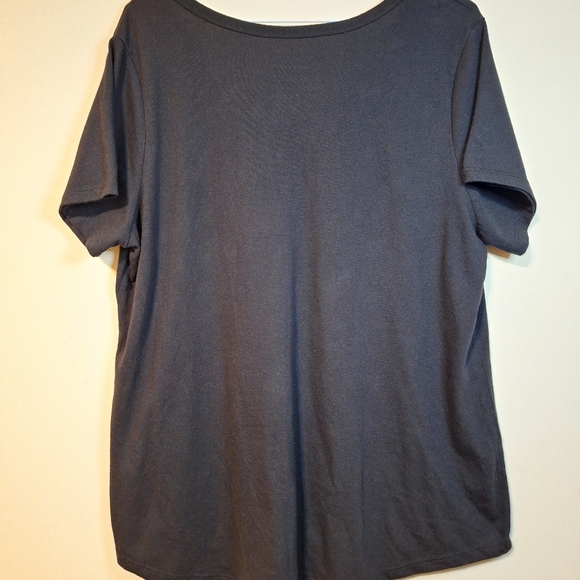 Torrid size 1 Girlfriend Signature Jersey V-Neck Tee black shortsleeve - Picture 8 of 8